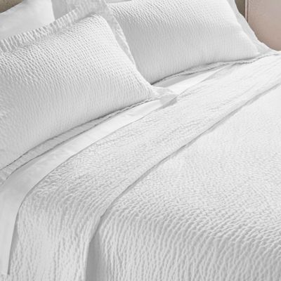 Courtyard by Marriott Coverlet King Size | Lightweight & Breathable Cotton Blend | Bedspread with Unique Wash-Activated Ripple Texture | Hotel Bedspread | White Quilt for All Season Comfort