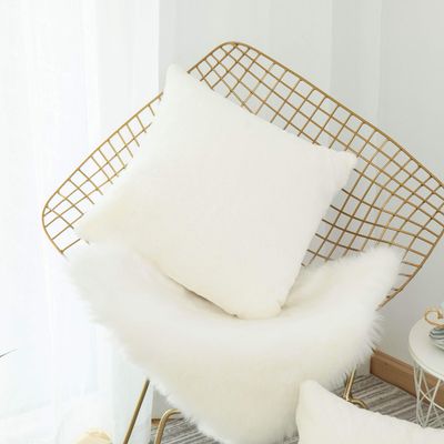 Home Brilliant White Fur Pillow Covers 18x18 Plush Faux Fur Fluffy Sheepskin Pillow Cases for Sofa Super Soft Throw Pillows for Couch, 18 x 18 inch, White