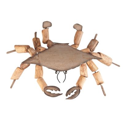 Driftwood w Metal Art Crab Ornament ORN70329 Gallerie II