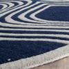 SAFAVIEH Chatham Collection Area Rug - 5' Round, Dark Blue & Ivory, Handmade Geometric Wool, Ideal for High Traffic Areas in Living Room, Bedroom (CHT758C) view 4