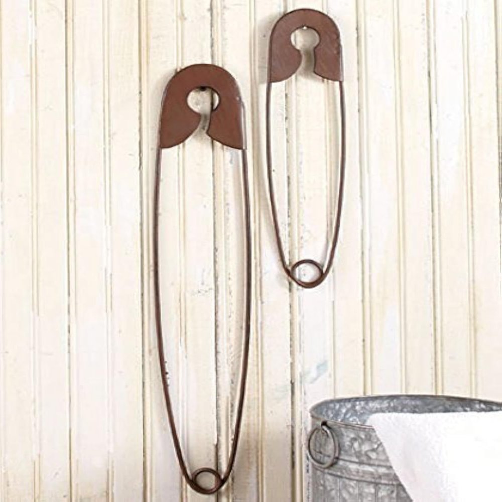 Collections-Etc Large Hanging Metal Safety Pins Laundry Room Wall Home Decoration - Set of 2 , Rustic