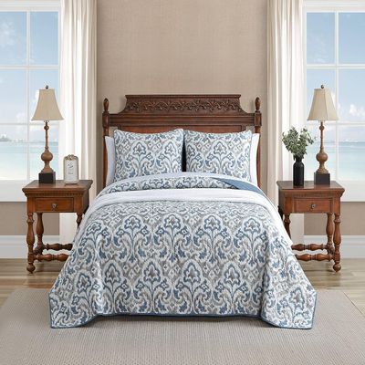 Tommy Bahama - King Quilt Set, Soft & Reversible Woven Bedding with Matching Pillowcases, Medium Weight for Year Round Comfort, 3 Piece Bed Set (Cape Verde Smoke)