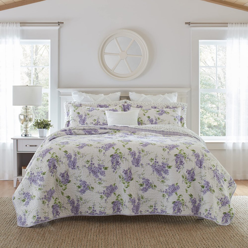 Laura Ashley - Twin Quilt Set, Reversible Cotton Bedding with Matching Sham, Lightweight Decor for All Seasons (Keighley Lilac, Twin)
